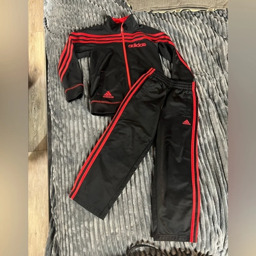Adidas-Running Suit​​​